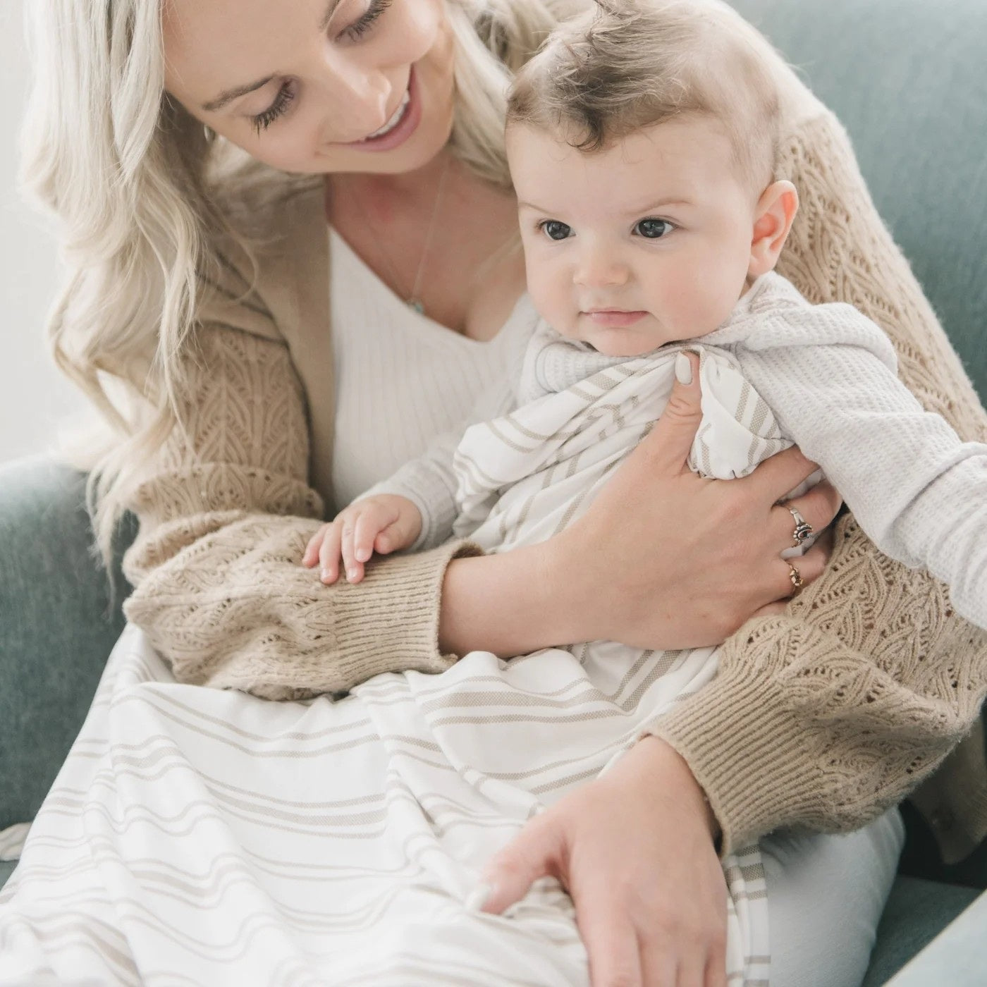 STRETCHY SWADDLES - Taupe Stripe